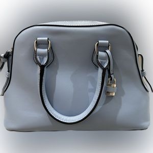 Baby blue small handbag!